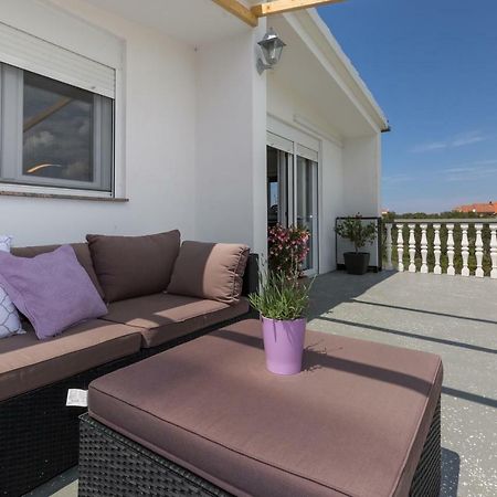 Modern And Spacious Apartment Bibinje Esterno foto