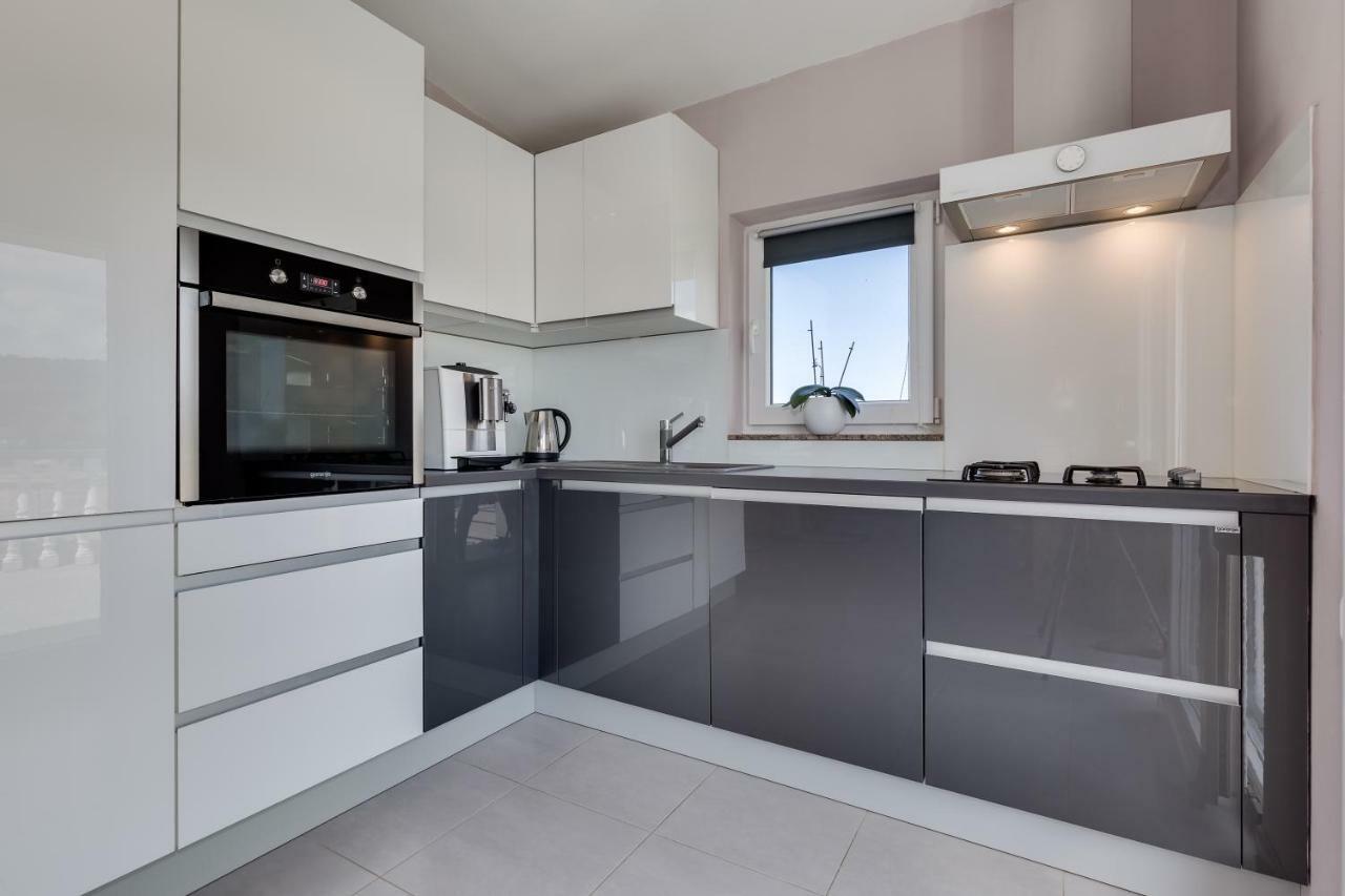 Modern And Spacious Apartment Bibinje Esterno foto
