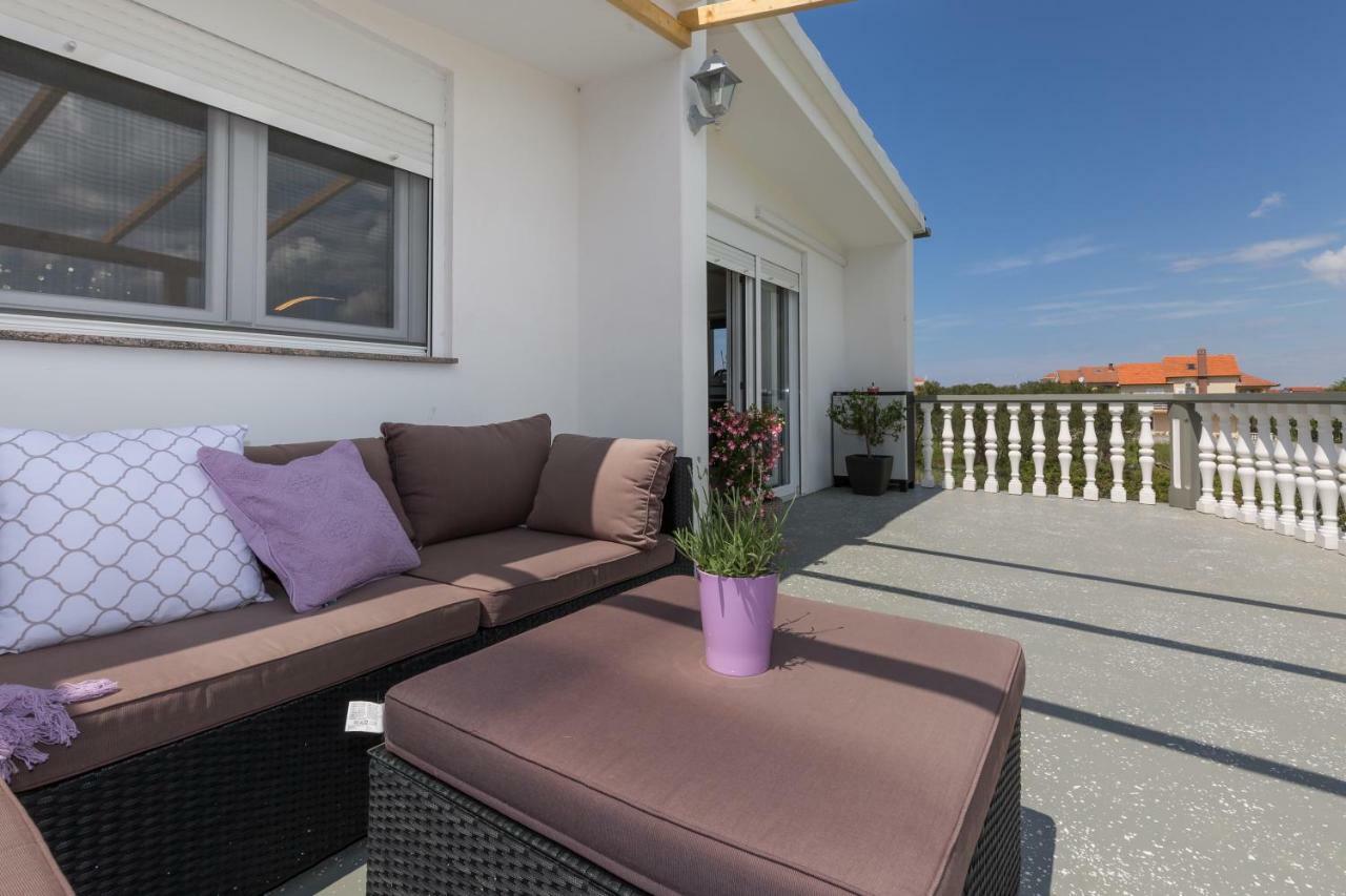 Modern And Spacious Apartment Bibinje Esterno foto