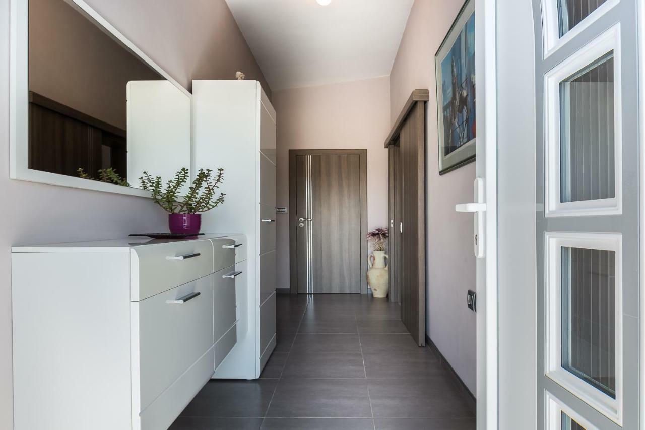Modern And Spacious Apartment Bibinje Esterno foto