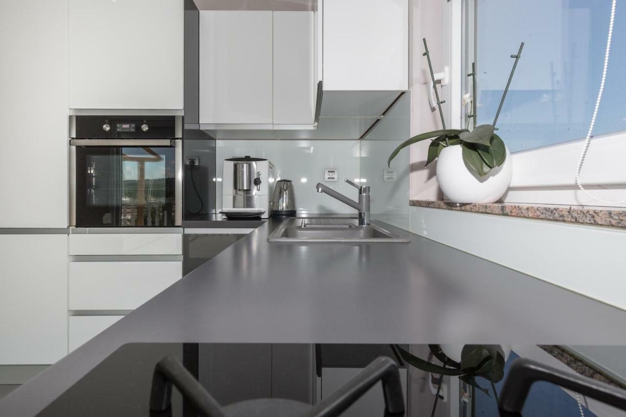 Modern And Spacious Apartment Bibinje Esterno foto